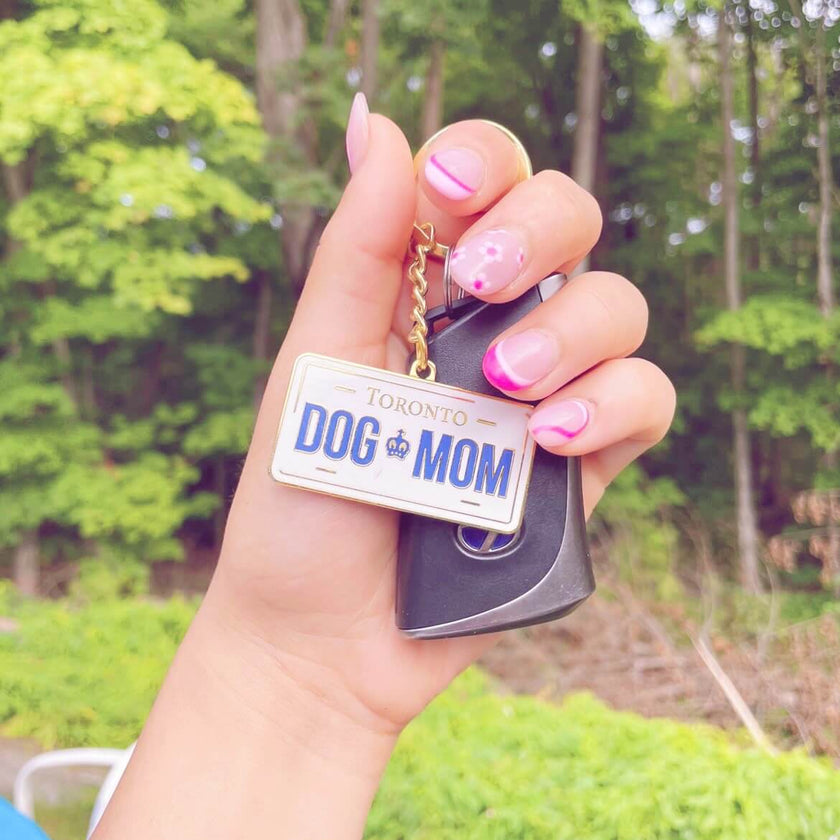 Keychain- License Plate Dog Mom
